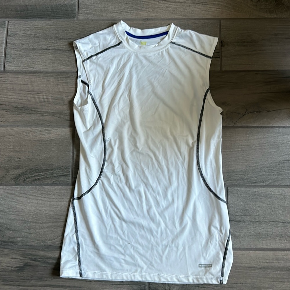 Tek gear work out muscle tank